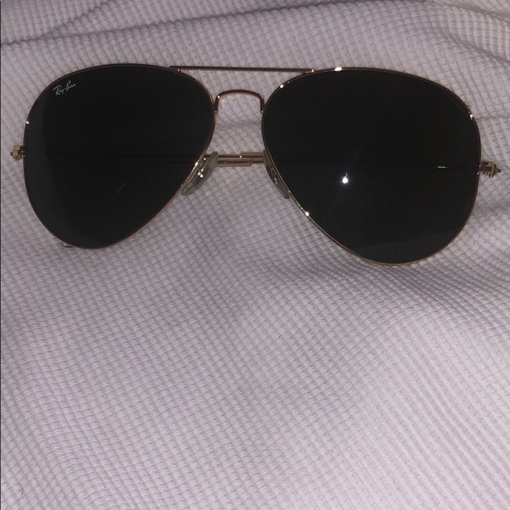 Ray-Ban aviator classic sunglasses 😎